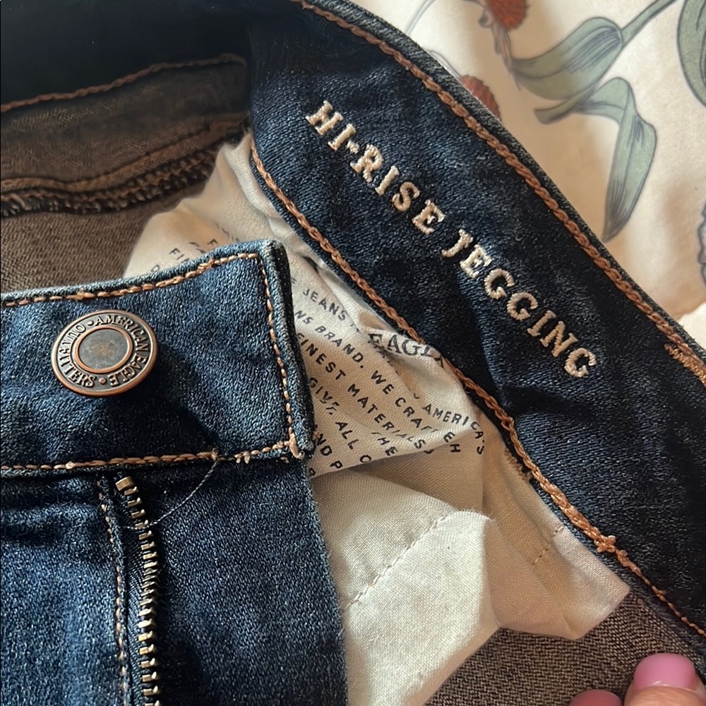 Distressed Blue Jeans - Picture 4 of 5